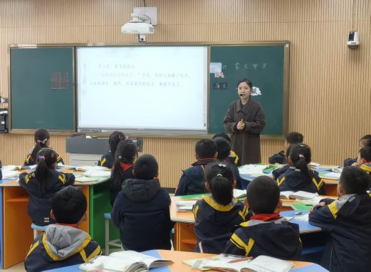 mmexport1764559061939